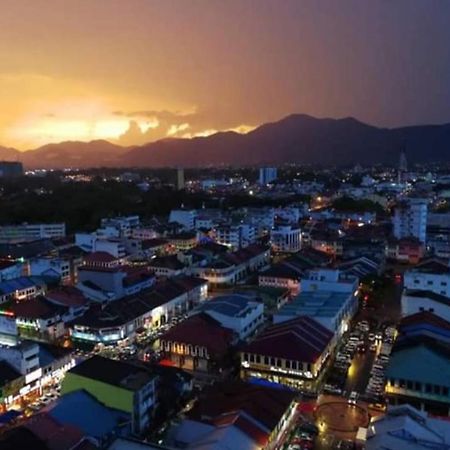 The Octagon Ipoh - Home Stay المظهر الخارجي الصورة